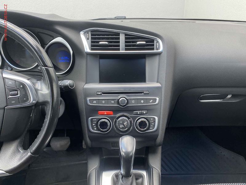 DS Automobiles DS4 (2017) 1.6 HDi, ČR, AT, bixen - fotka 12 z 16