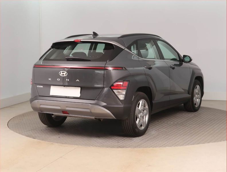 Hyundai Kona (2025) 1.6 T-GDI - fotka 5 z 17
