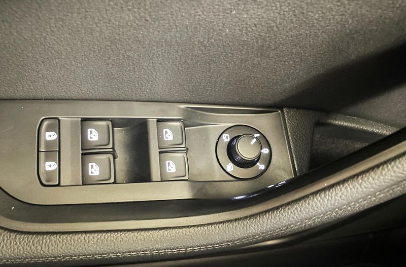 Škoda Superb 2.0 TDI, 110 KW, STYLE, DSG - fotka 23 z 31