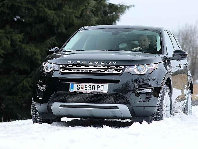 Land Rover Discovery Sport.