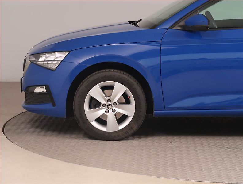 Škoda Scala (2020) 1.5 TSI, ČR,1.maj, Serv.kniha - fotka 14 z 17