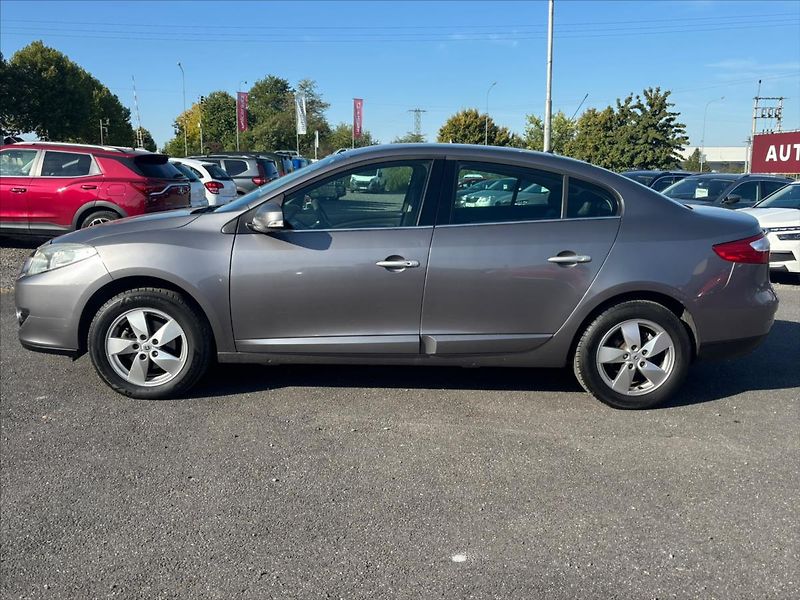 Renault Fluence 1,6 16V - fotka 7 z 21