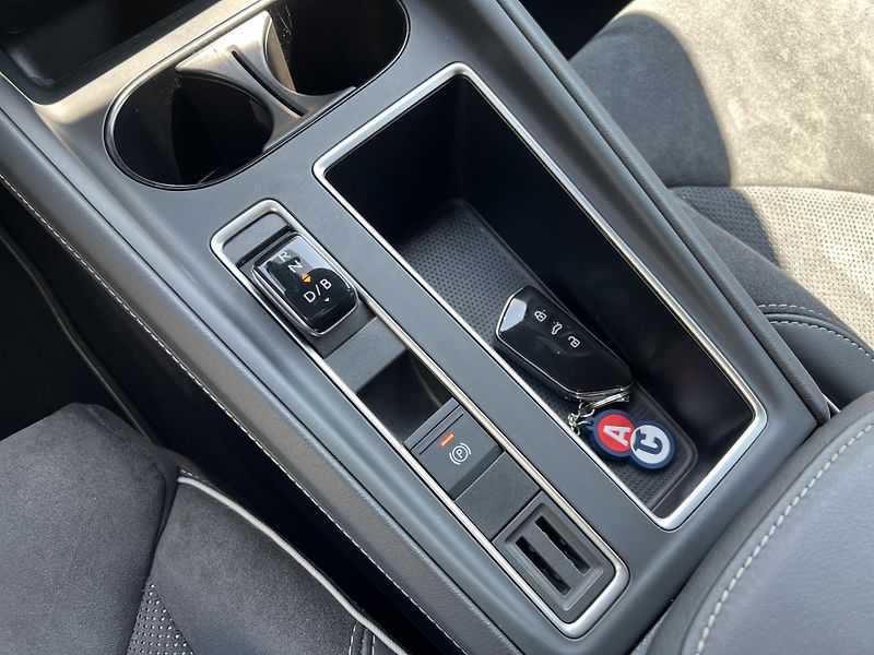 Škoda Elroq (2025) SPORTLINE 85 82kWh - fotka 27 z 44