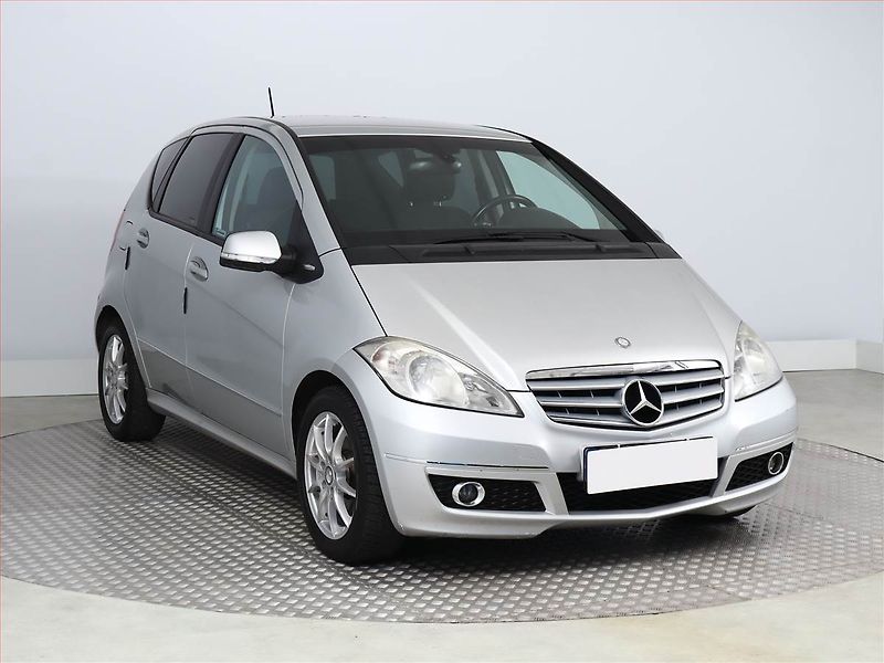 Mercedes-Benz Třídy A (2010) A 180 CDI , Automat, Tempomat - fotografie inzerátu