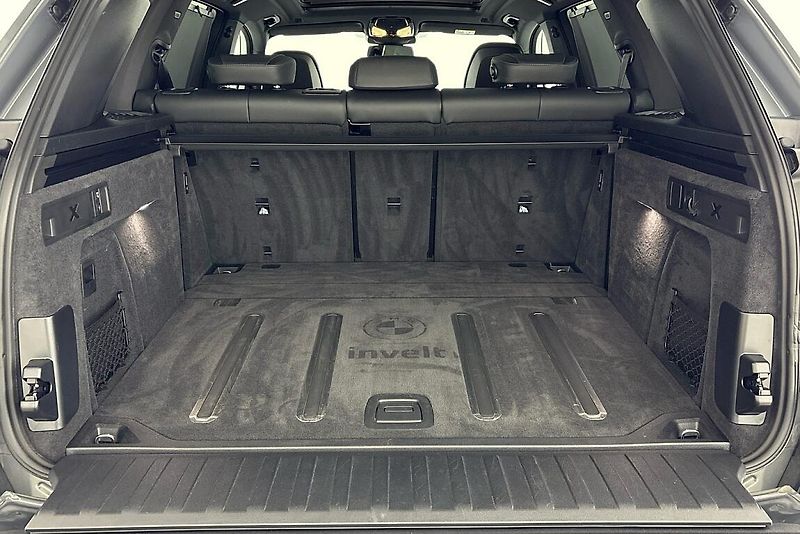BMW X5 xDrive40i - fotka 10 z 29