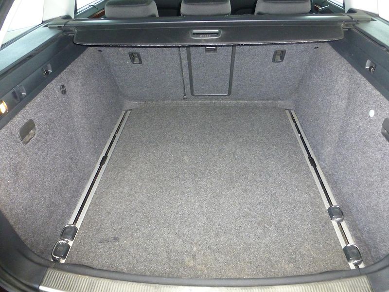 Škoda Superb (2013) 2,0TDI*VYHŘ.S**XENONY**WEBASTO - fotka 29 z 32