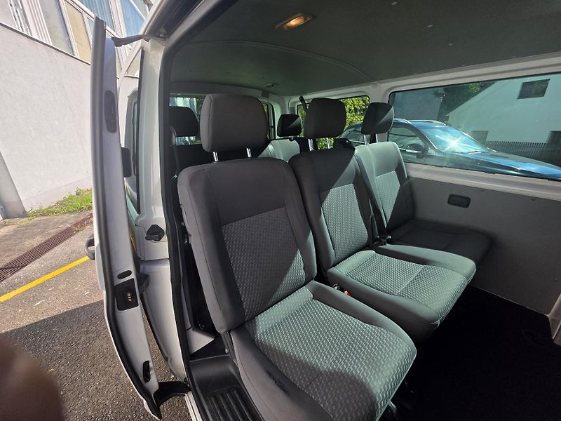 Volkswagen Transporter (2011) 2.0TDI 9MIST - fotka 10 z 17