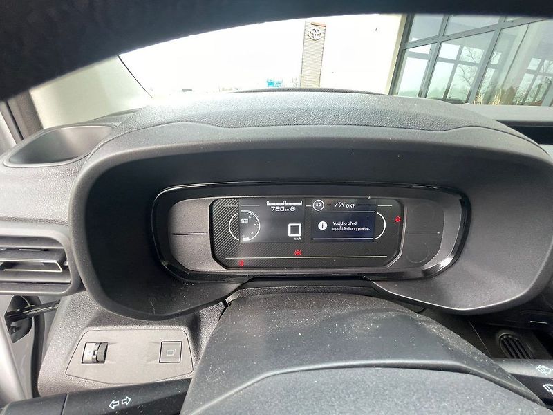 Toyota ProAce City Verso 1.5 L D manuál - fotka 17 z 29