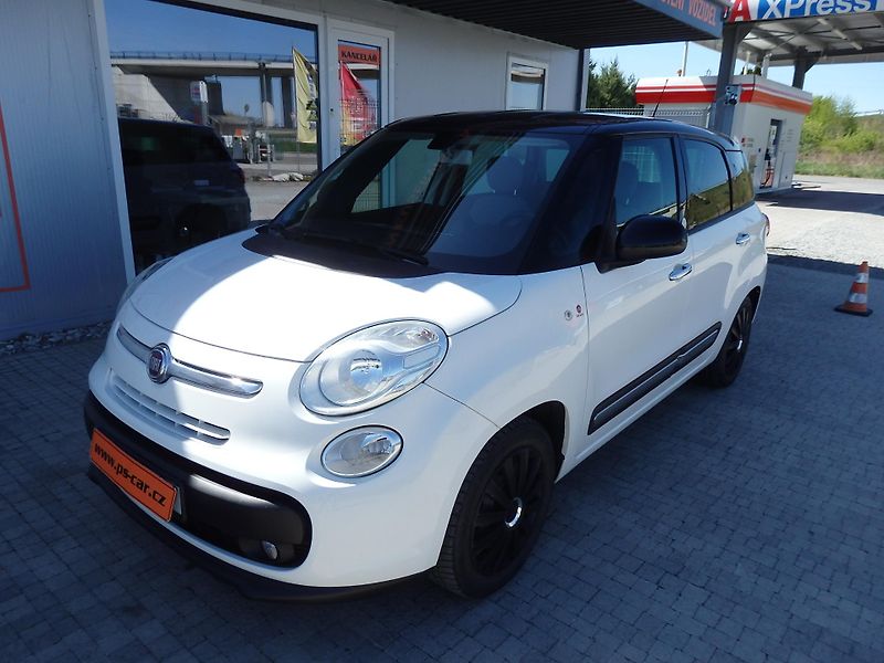 Fiat 500L 0.9T 105 LIVING KLIMA - fotka 2 z 14