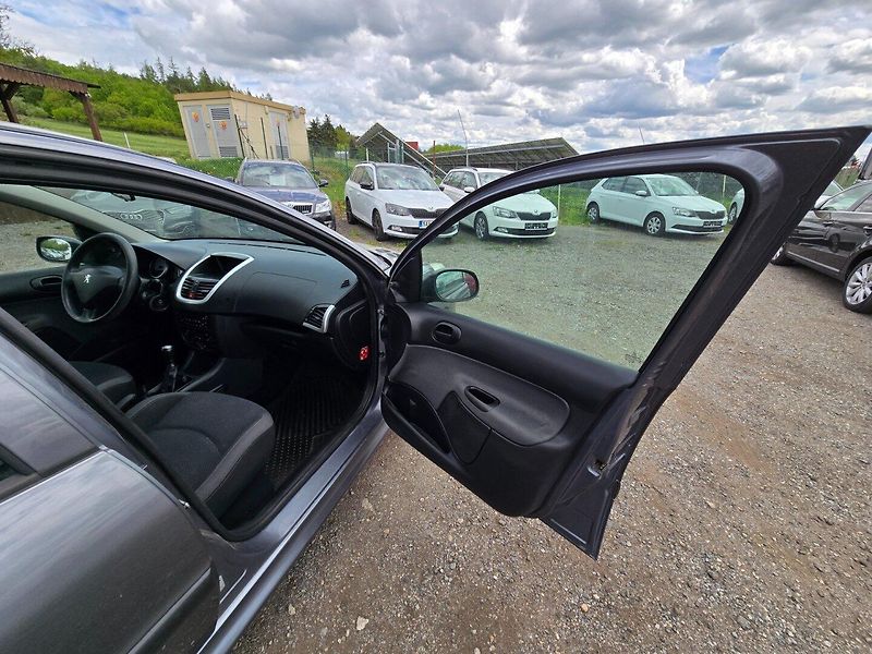 Peugeot 206 (2009) 206 1.1 44kw,klima,2 s - fotka 20 z 23