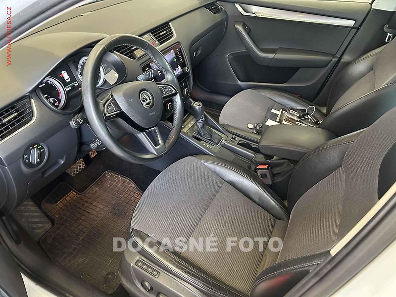 Škoda Octavia (2017) 2.0 TDI, Style, DSG - fotka 3 z 3