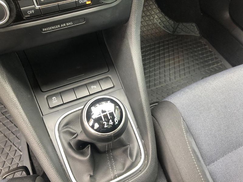 Volkswagen Golf Variant (2011) 2,0TDi STYLE nez. rezervace - fotka 58 z 68