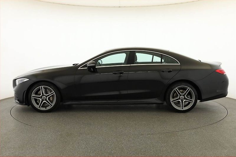Mercedes-Benz CLS (2020) AMG line 400 d 4MATIC - fotka 3 z 20