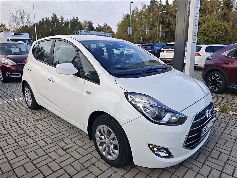 Hyundai ix20 1,6 i CVVT  Trikolor Essential - fotka 8 z 21