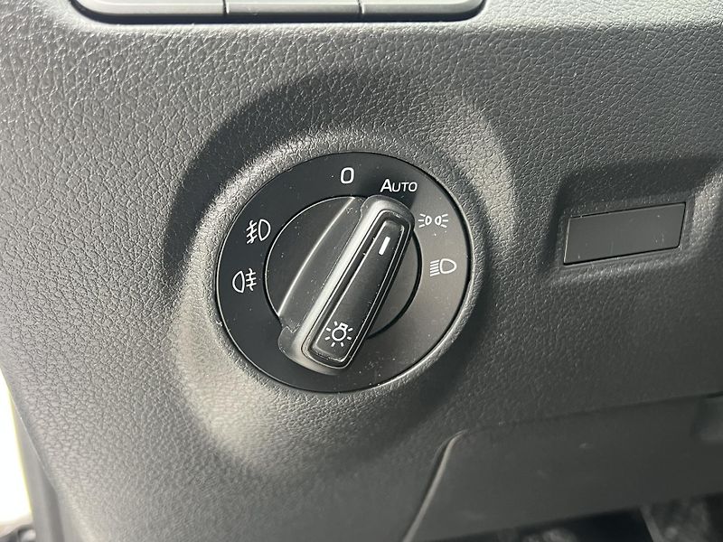 Škoda Fabia (2021) 1.0 TSI 70KW STYLE ČR 1MAJITEL - fotka 15 z 18