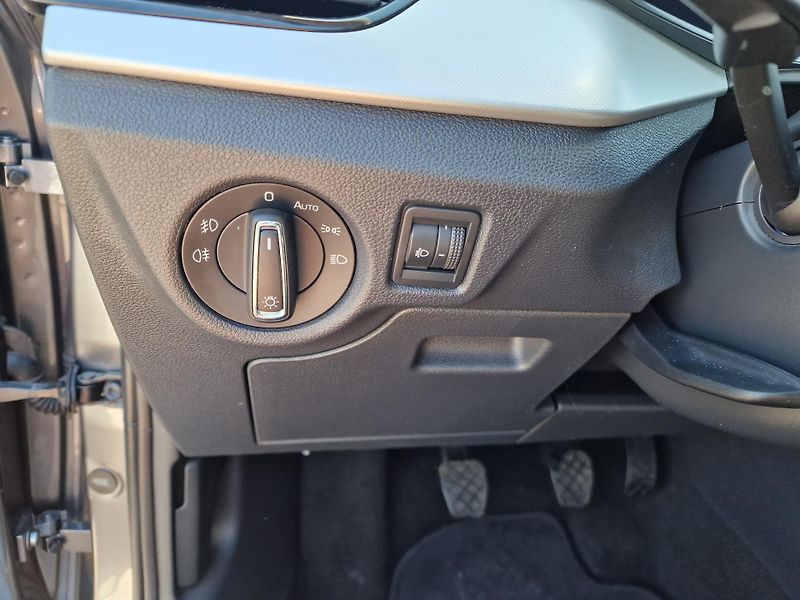 Škoda Scala 1,0TSI 81KW STYLE VIRTUÁL  - fotka 17 z 19