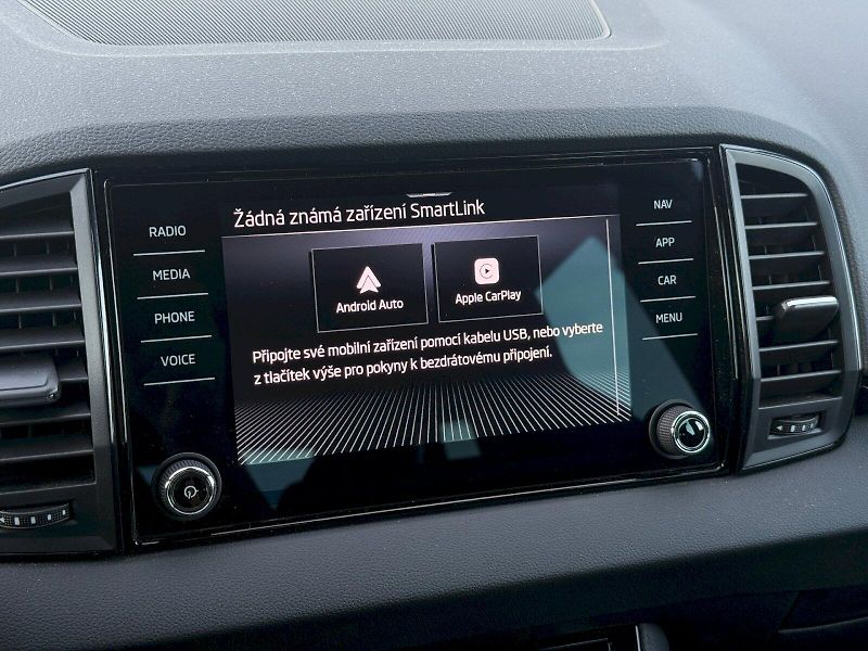 Škoda Karoq (2025) 1.5 TSI 110 kW DSG SportLine - fotka 23 z 27