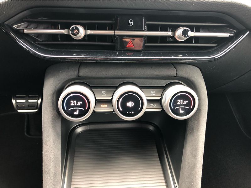 Škoda Kodiaq 2.0 TDi 4x4 DSG 7st. Sportline - fotka 22 z 30
