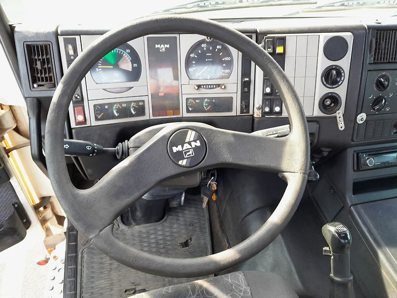MAN 24 464 6x4 DFK F.X. Meiller - fotka 32 z 42