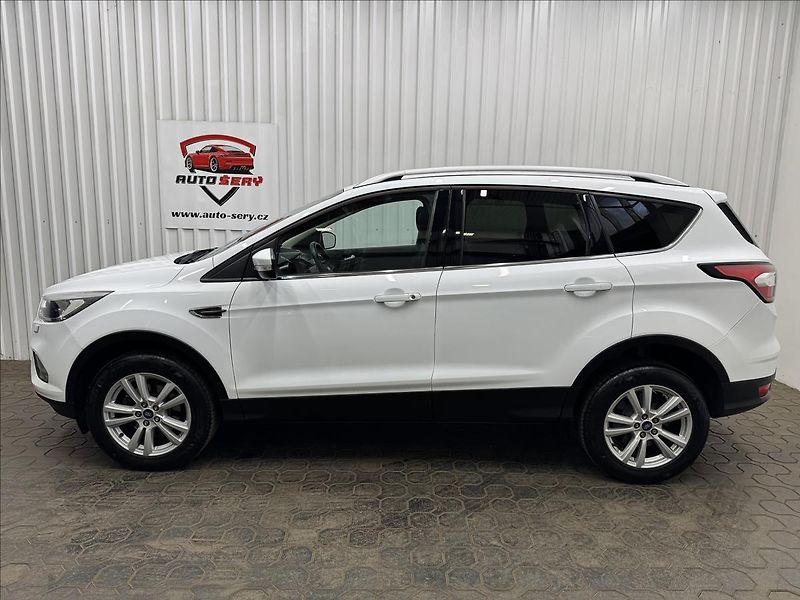 Ford Kuga 1.5EB 110kW TITANIUM 2XALU - fotka 4 z 36
