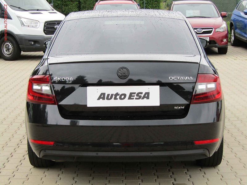 Škoda Octavia (2017) 2.0TDi 4x4, ČR, LED, AC, temp - fotka 5 z 16