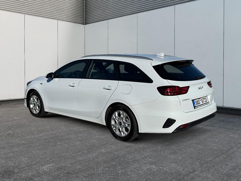 Kia Ceed (2023) SPIN 1.0T-GDI 74kW CZ DPH - fotka 4 z 11