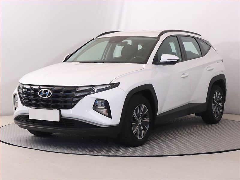 Hyundai Tucson (2021) Family 1.6 T-GDI, Serv.kniha - fotka 2 z 20
