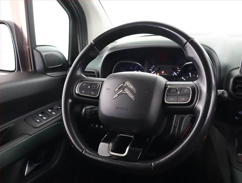 Citroën Berlingo (2019) Feel 1.5 BlueHDi, 5Míst, ČR - fotka 14 z 20