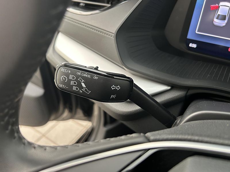 Škoda Octavia 1.5 TSI Selection - fotka 10 z 25