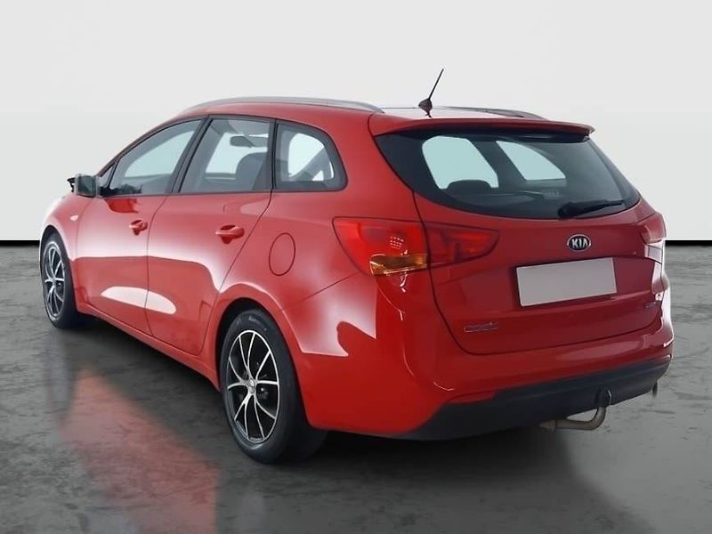 Kia Ceed (2017) 1.6 CRDi, Serv.kniha, Tempomat - fotka 4 z 17