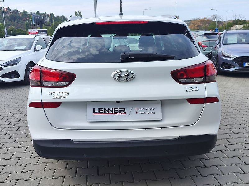 Hyundai i30 1.4 T-GDI/103kW Trikolor Kom - fotka 6 z 32