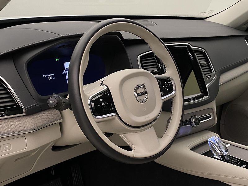 Volvo XC90 B5 AWD BRIGHT PLUS AUT CZ 7m - fotka 18 z 62