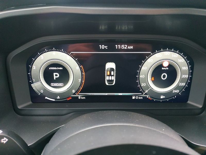 Nissan Qashqai 1.3T mHEV AT,2WD, ZADÁNO - fotka 16 z 29
