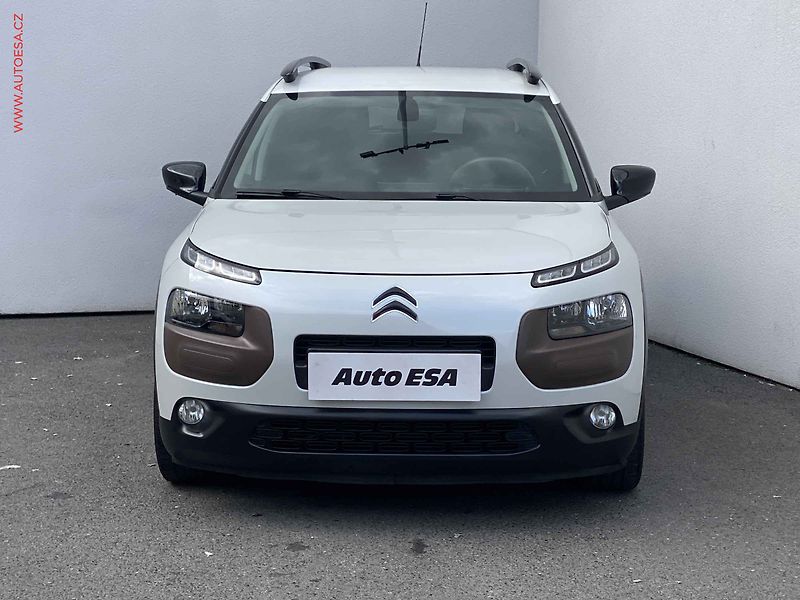 Citroën C4 Cactus (2017) 1.6 HDi, ČR, AT, tempo, park - fotka 2 z 18