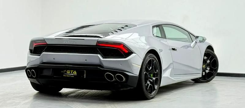 Lamborghini Huracán (2016) Zadokolka V10 - fotka 6 z 14
