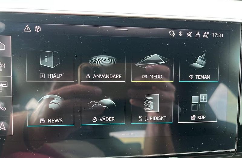 Audi Q8 e-tron 55 Sportback Q 360 Matrix Pano - fotka 31 z 36