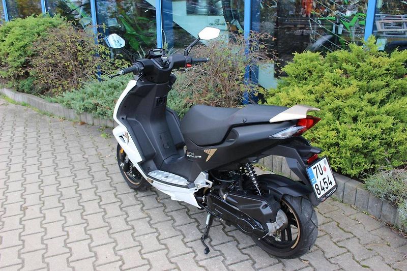 Peugeot Speedfight 50 (2023) i 4T 2022/23 - fotka 7 z 8