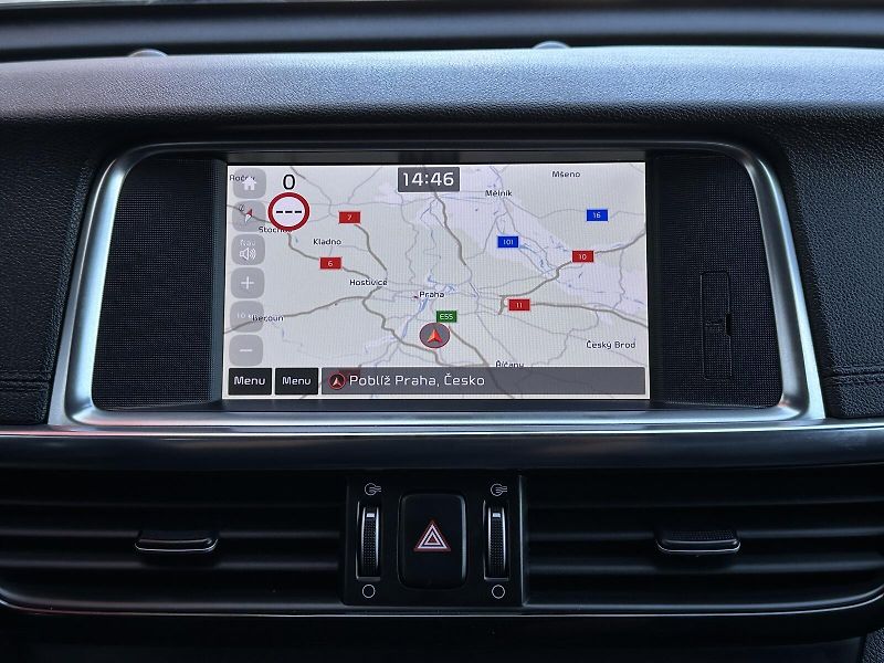 Kia Optima GT 2.0TGDi H-Matic Sportswagon - fotka 36 z 56