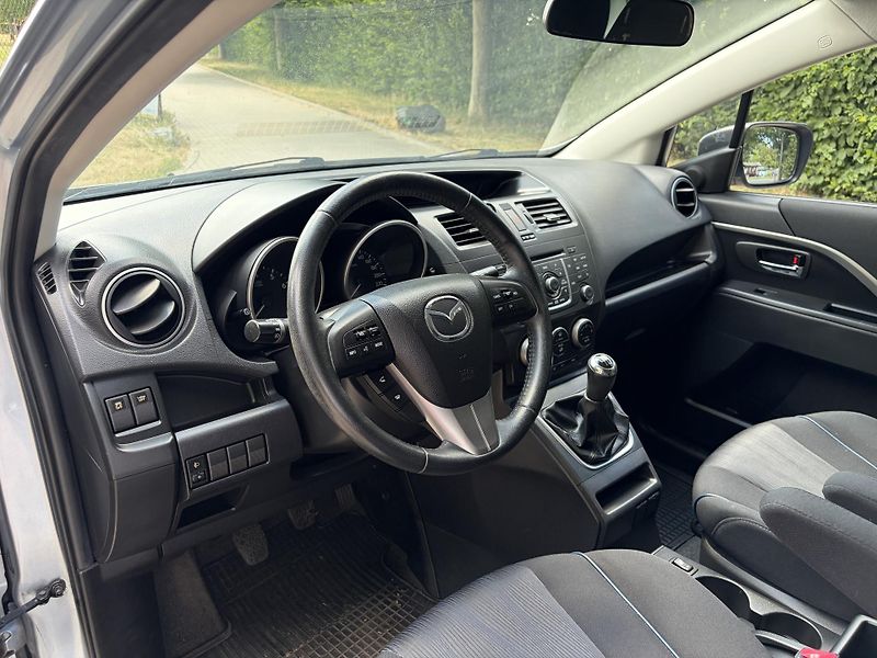Mazda 5 2.0 Center-Line - fotka 24 z 30