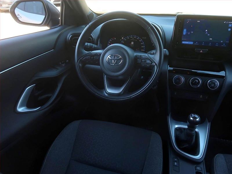 Toyota Yaris Cross (2022) 1.5 VVT-i - fotka 7 z 17