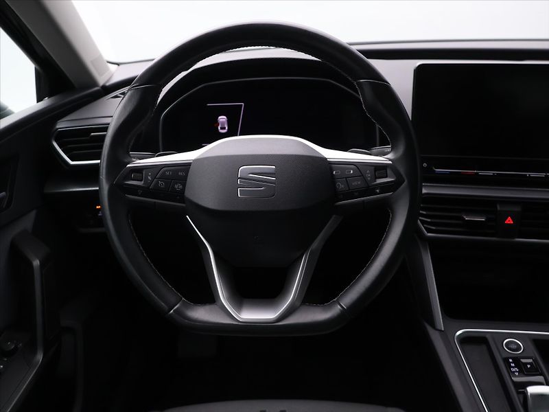 Seat Leon 2,0 TDI 110kW Style ST DSG - fotka 15 z 31