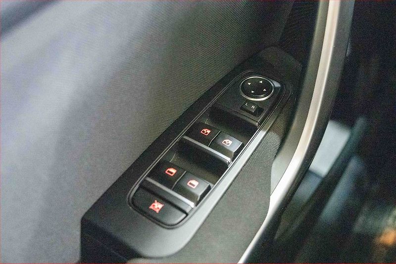 Kia Ceed (2023) Spin 1.0 T-GDI, SPIN, DPH - fotka 14 z 14