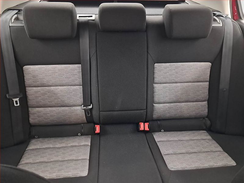 Škoda Octavia (2010) Ambiente 1.4 TSI, Navi - fotka 10 z 15