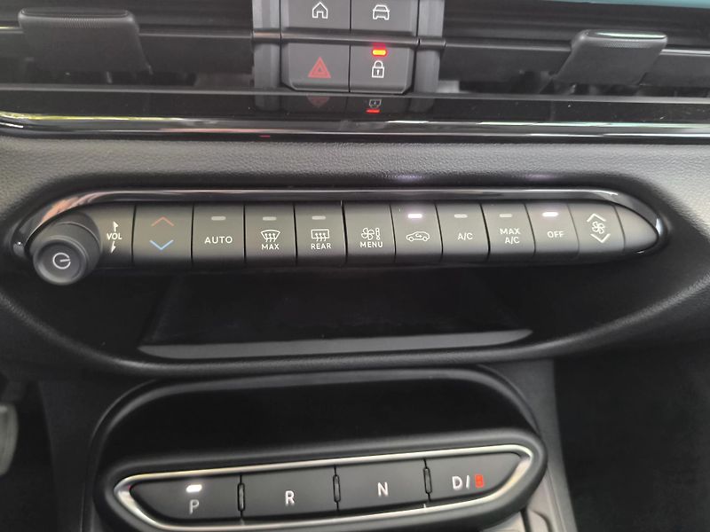 Fiat 600 (2026) Icon BEV 54kWh 115kW/156k - fotka 20 z 35