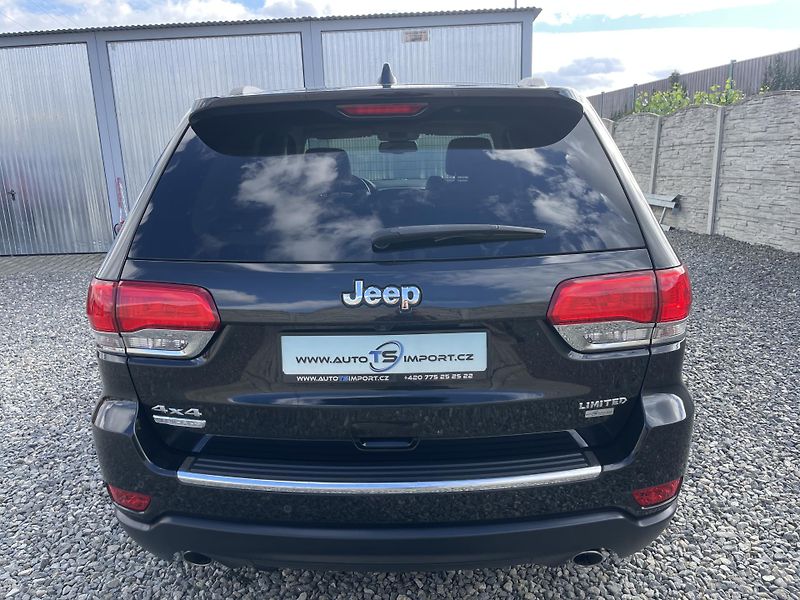 Jeep Grand Cherokee 3.0CRDi 4x4 250PS LIMITEED TOP - fotka 41 z 177