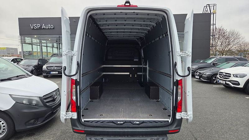 Mercedes-Benz Sprinter 317 CDI/XL - fotka 19 z 23