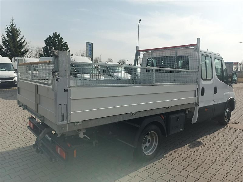 Iveco Daily 3,0   50C16HZD - fotka 3 z 15