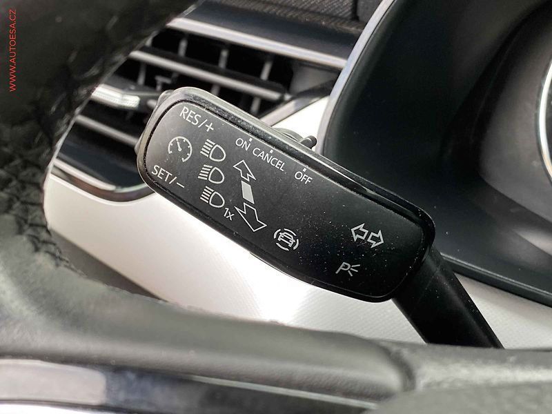 Škoda Kamiq (2020) 1.0 TSi, 1.maj,ČR, Ambition - fotka 13 z 17