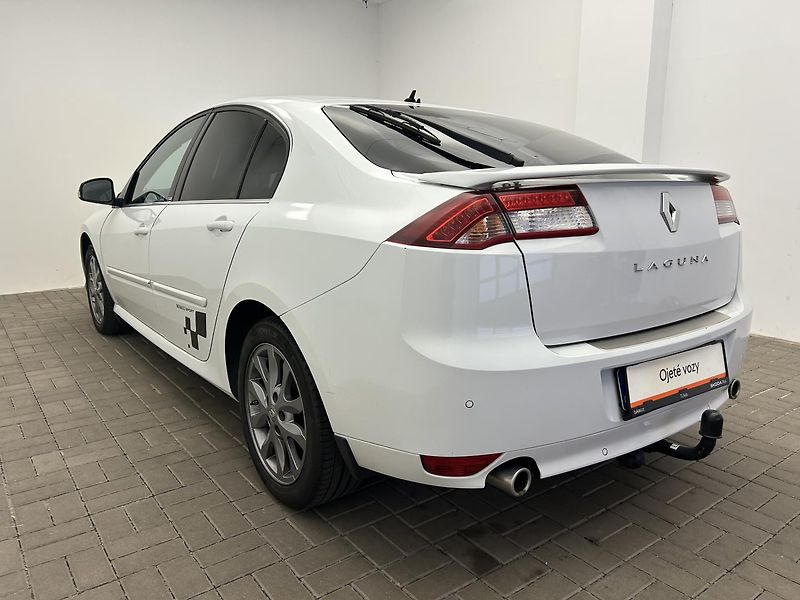 Renault Laguna 2.0 dCi Dynamic - fotka 21 z 22