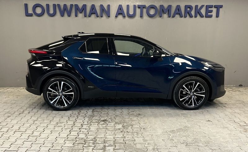Toyota C-HR 2,0 HYBRID AT AWD EXECUTIVE PR - fotka 19 z 19